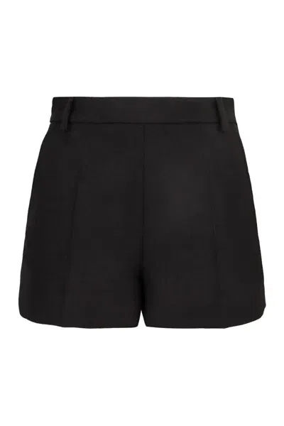 Gucci Logo Detailed Shorts In Black