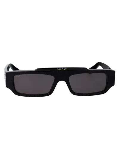 Gucci Squared Sunglasses Gg1592 S 001