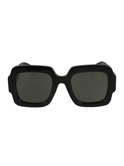 Gucci Thick Square Sunglasses In Black/grey