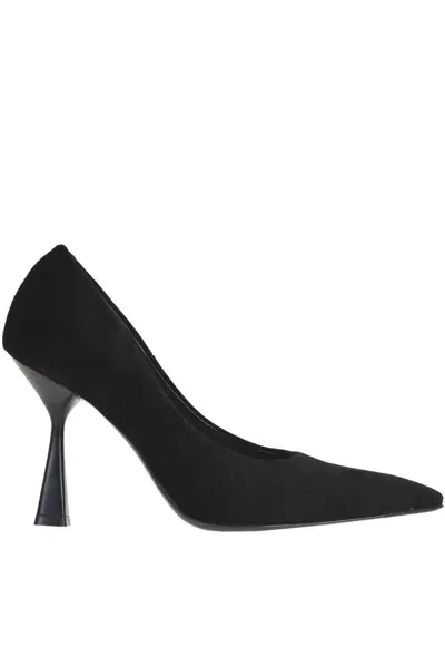 Guglielmo Rotta Velvet Pumps In Black