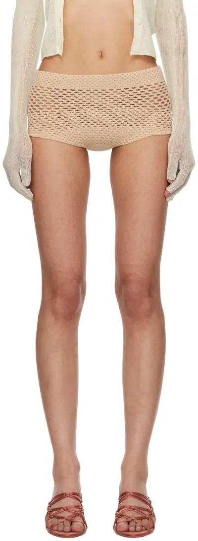 Isa Boulder Beige Tense Shorts In Creamy