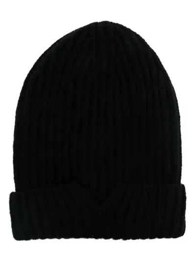 Isabel Benenato Ribbed-knit Beanie In Black