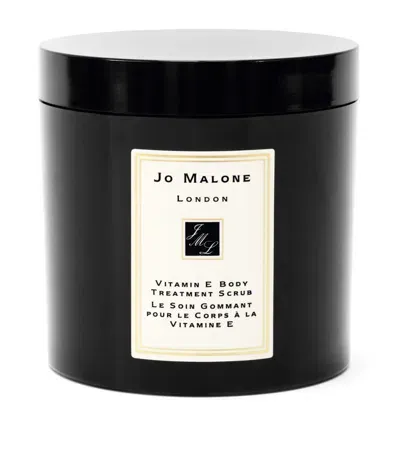 Jo Malone London Vitamin E Body Scrub In White