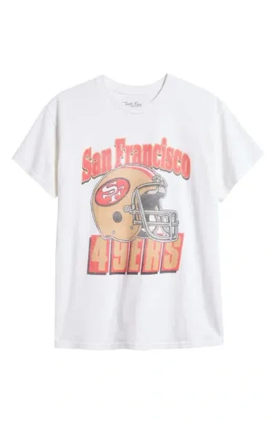 Junk Food San Francisco 49ers Helmet Cotton Graphic T-shirt In White