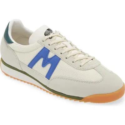 Karhu Gender Inclusive Mestari Sneaker In Blue