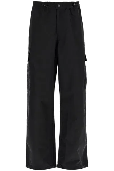 Kenzo Pantaloni Cargo In Nylon In Black