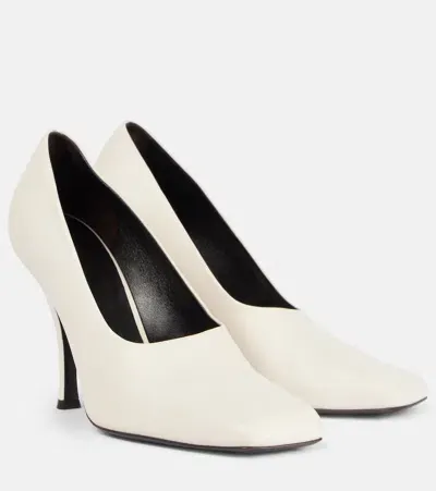 Khaite Eva Leather Pumps In White