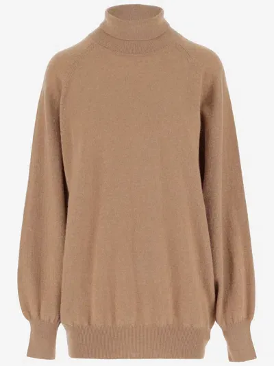 Khaite Morris Stretch Cashmere Sweater In Camel