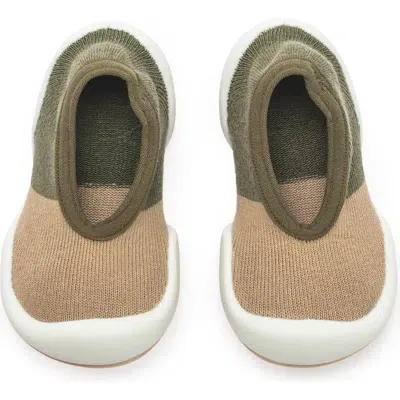 Komuello Kids'  Toddler Sock Shoes Flat In Color Block Olive