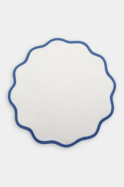 La Doublej Housewives Scalloped Tablemats In White In Blue