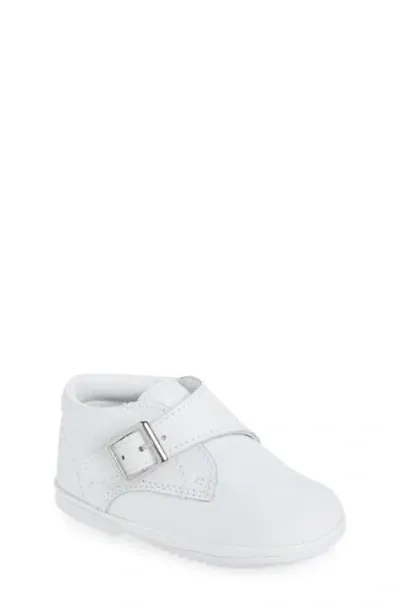 L'amour Kids'  Finch Crib Shoe In White