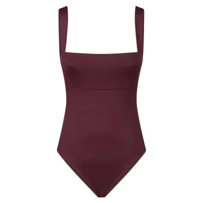 Laura Urbinati Costume In Dark Red