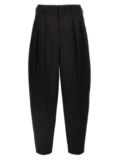 Lemaire Pleated Tapered Pants In Black