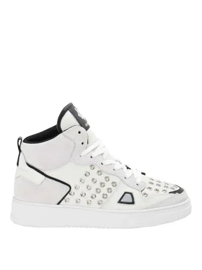 Les Hommes Studded Back Pull Laced Sneakers In Blanco