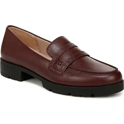 Lifestride London Loafer In Red