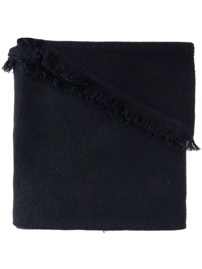 Lisa Yang Frayed-edge Scarf In Schwarz