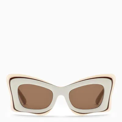 Loewe Lw40140u Paulas Ibiza 25e Avorio Sunglasses In White