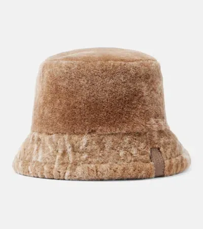 Loewe Logo Shearling Bucket Hat In Beige