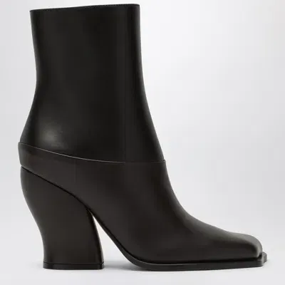 Loewe Stylish Two-tone Ankle Boot In Black