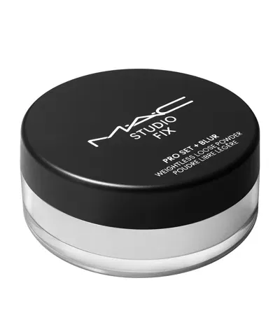 Mac Studio Fix Pro Set + Blur Weightless Loose Powder In White