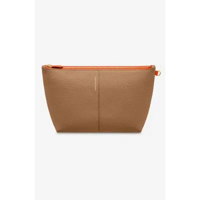 Maison De Sabre Maison De Sabré Medium Leather Flaire Pouch In Manhattan Sandstone