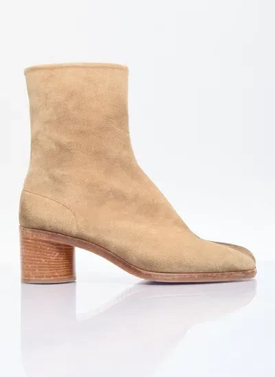 Maison Margiela Tabi Ankle Boots In Beige