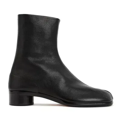 Maison Margiela Tabi Ankle Boots In Black