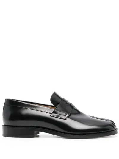 Maison Margiela Tabi Leather Loafers In Black