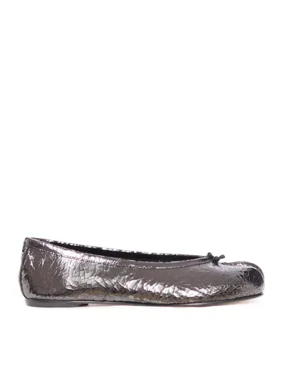 Maison Margiela Tabi Toe Slip On Flat Shoes In Silver