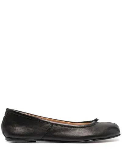 Maison Margiela Tabi Leather Ballet Flats In Black