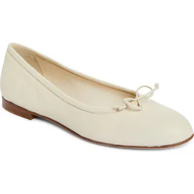 Manolo Blahnik Veralli Bow Ballet Flat In Cream