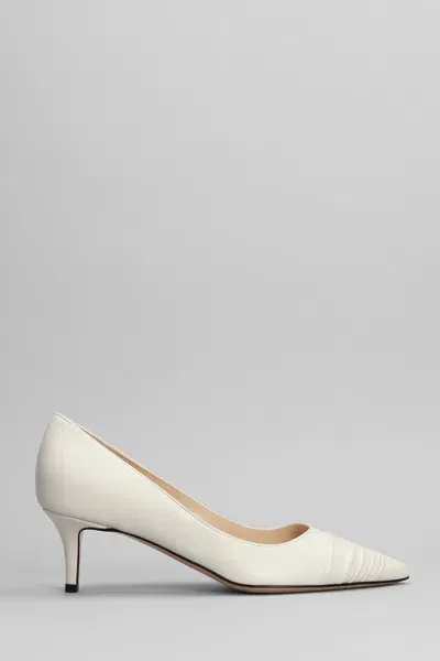 Marc Ellis Ada Pumps In Beige Leather