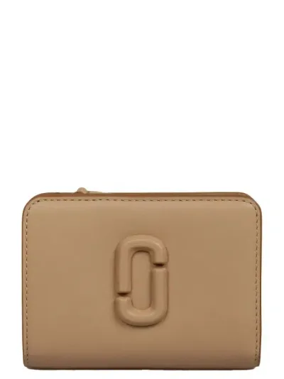 Marc Jacobs The Leather J Marc Mini Compact Wallet In Brown