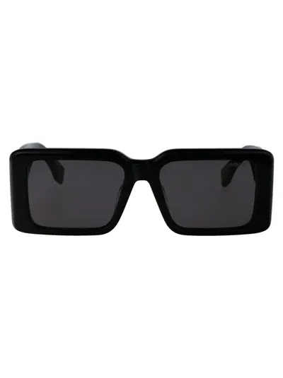 Marcelo Burlon County Of Milan Sunglasses In 1007 Black