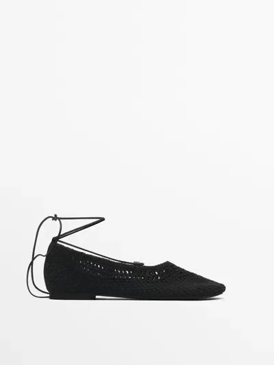 Massimo Dutti Ballerinas Aus Häkelspitze Mit Riemchen Zum Schnüren In Black