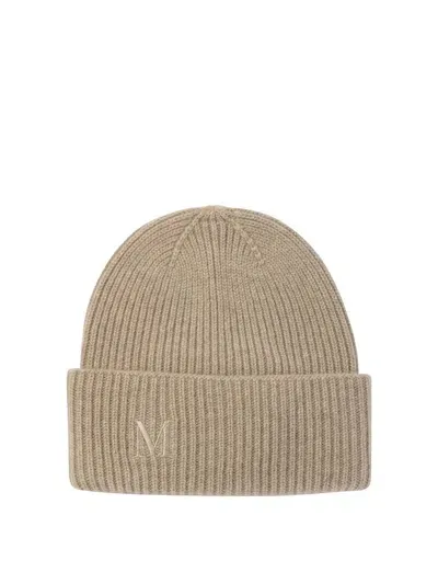 Max Mara Ribbed Cashmere Beanie In Beige