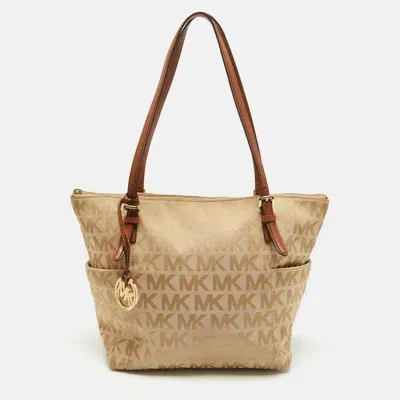 Pre-owned Michael Michael Kors Beige/brown Signature Canvas And Leather Jet Set Top Zip Tote