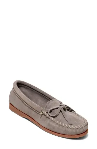 Minnetonka Tie Slipper In Grey