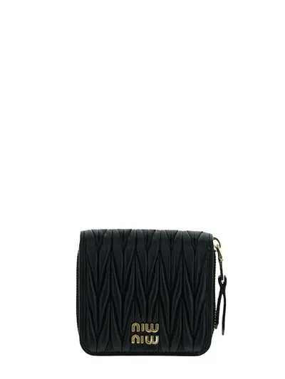 Miu Miu Matelassè Wallet In Black