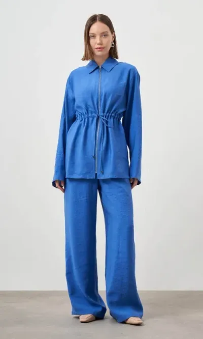 Mizalle Cinched Waist Shirt Jacket In Blue