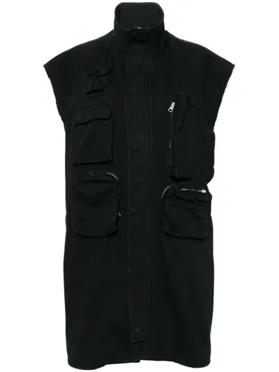 Mm6 Maison Margiela Multi-pocket Zip-up Vest In Black