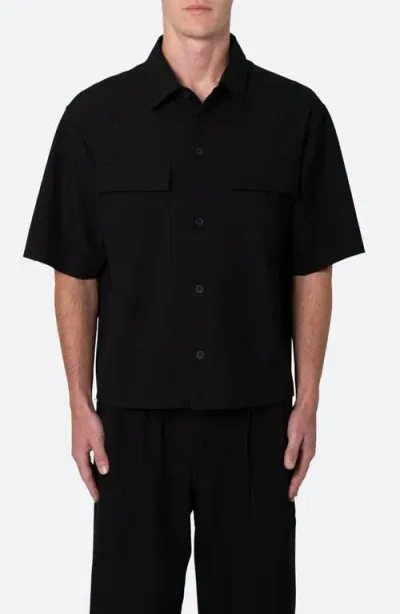 Mnml Oversize Crop Short Sleeve Button-up Shirt In Black