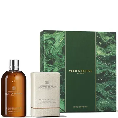 Molton Brown Re-charge Black Pepper Body Care Gift Set In White