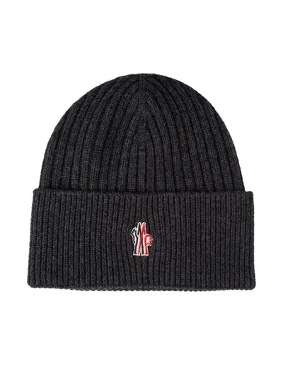 Moncler Anthracite Grey Cashmere Beanie With Logo In Gray