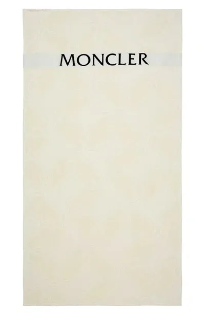 Moncler Archivio Dna Beach Towel In Antique White