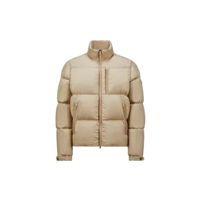 Moncler Collection Doudoune Courte Besbre In Beige