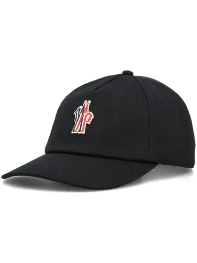 Moncler Embroidered Logo Baseball Cap In Black