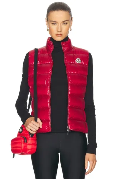 Moncler Badia Padded Gilet In Burgundy