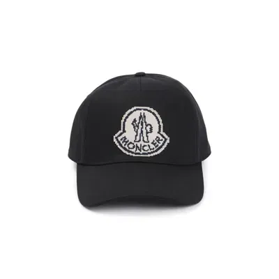 Moncler Hat In Black