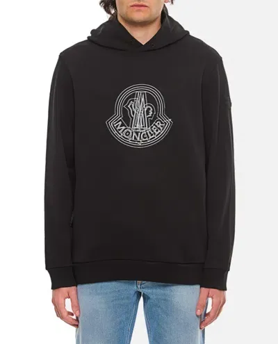 Moncler Sweatshirts In Black